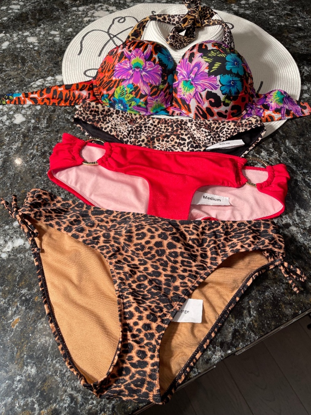 Like new Victoria Secrets swim top bombshell 36C and various bottoms
